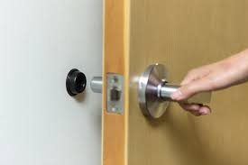 Door stopper: How to use it?